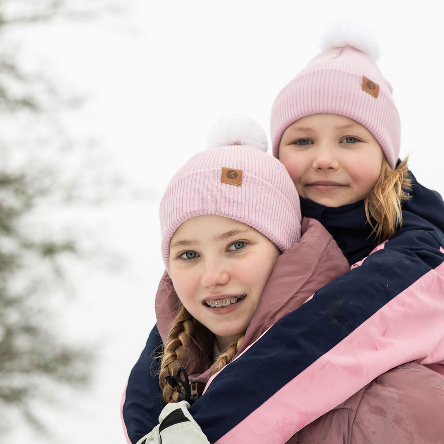 Kids beanie pom pom